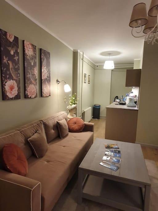 Stylish Apartment In Old Town Riga Exterior photo