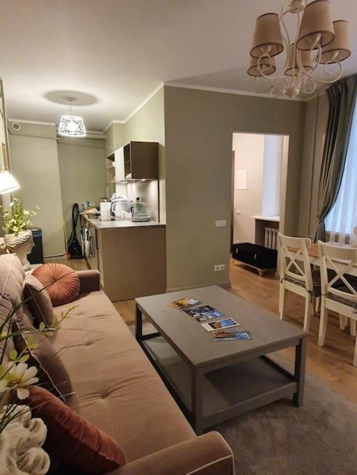 Stylish Apartment In Old Town Riga Exterior photo